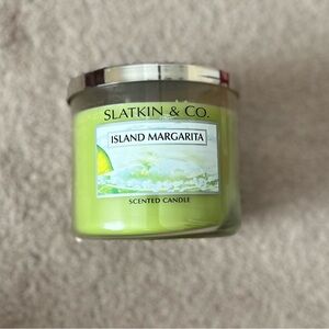 Slatkin & co - Island Margarita Candle - New with tags -14.5oz